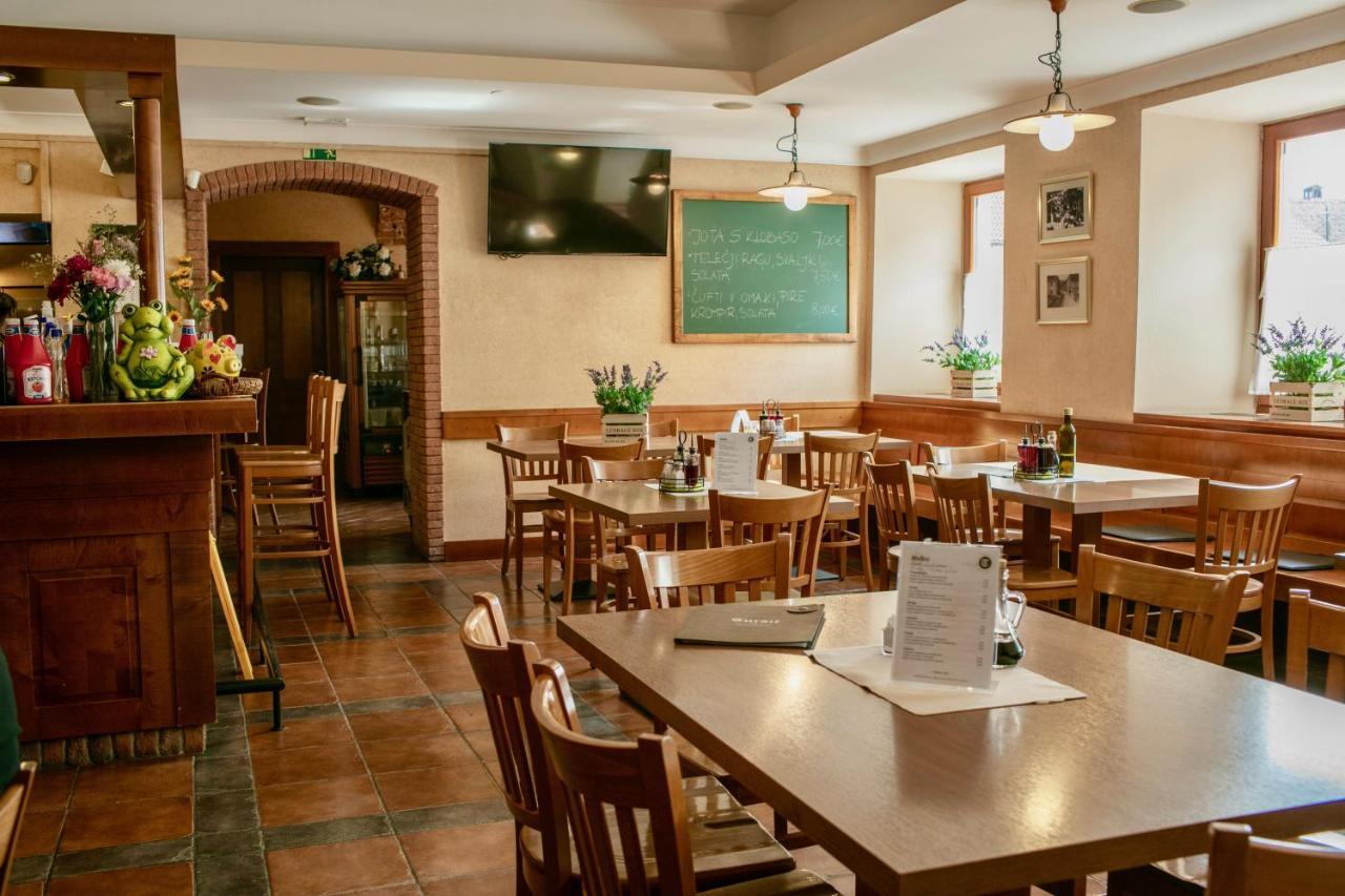 Guesthouse Turšič Vrhnika Exteriér fotografie