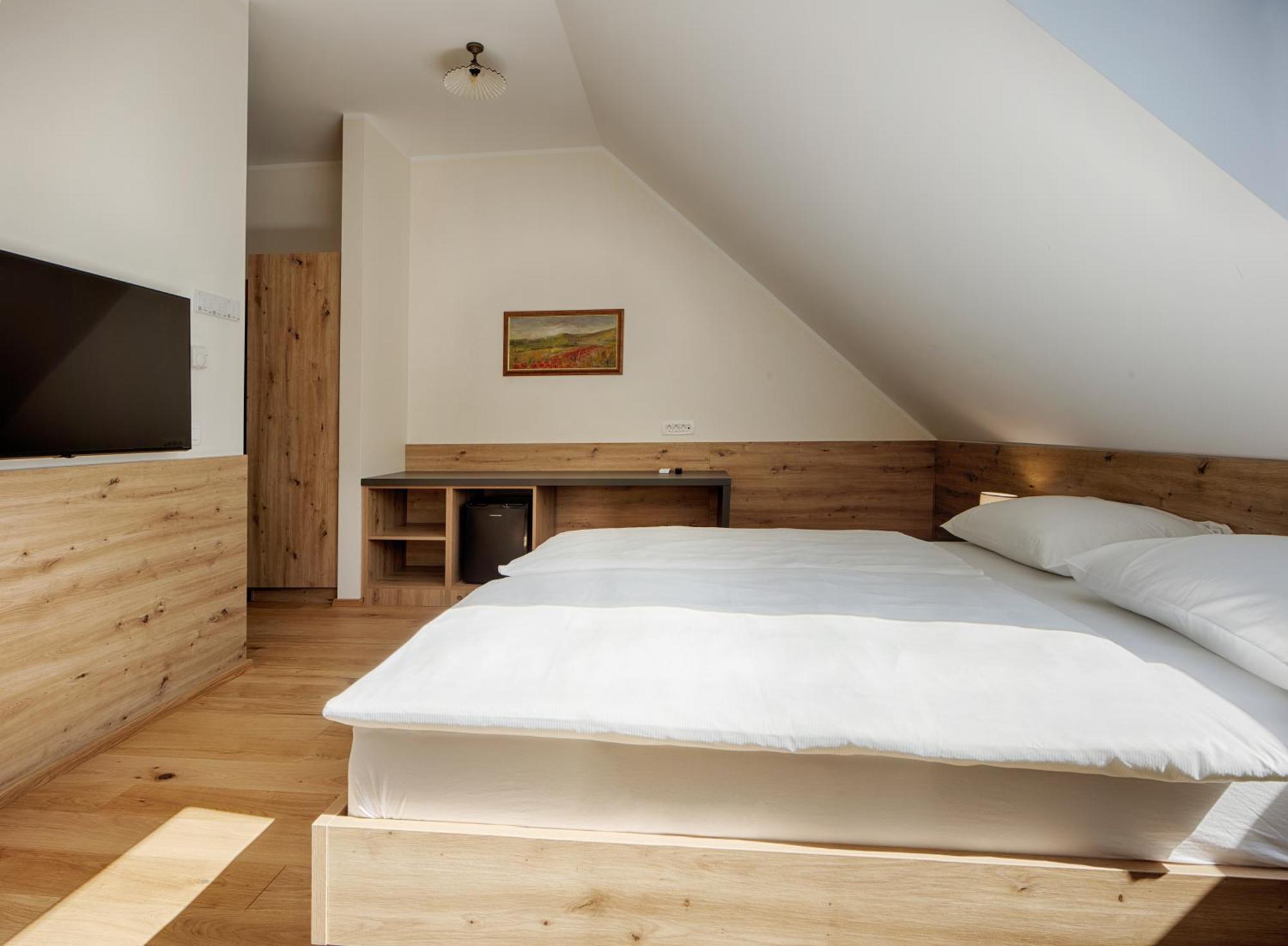 Guesthouse Turšič Vrhnika Exteriér fotografie